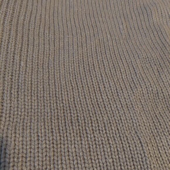 Woman's Small Vest  - Picture 8 of 15